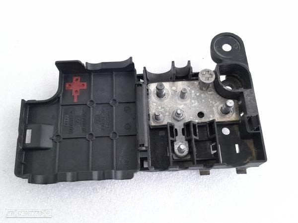 Caixa Fusiveis Audi A4 Avant (8K5, B8) - 3