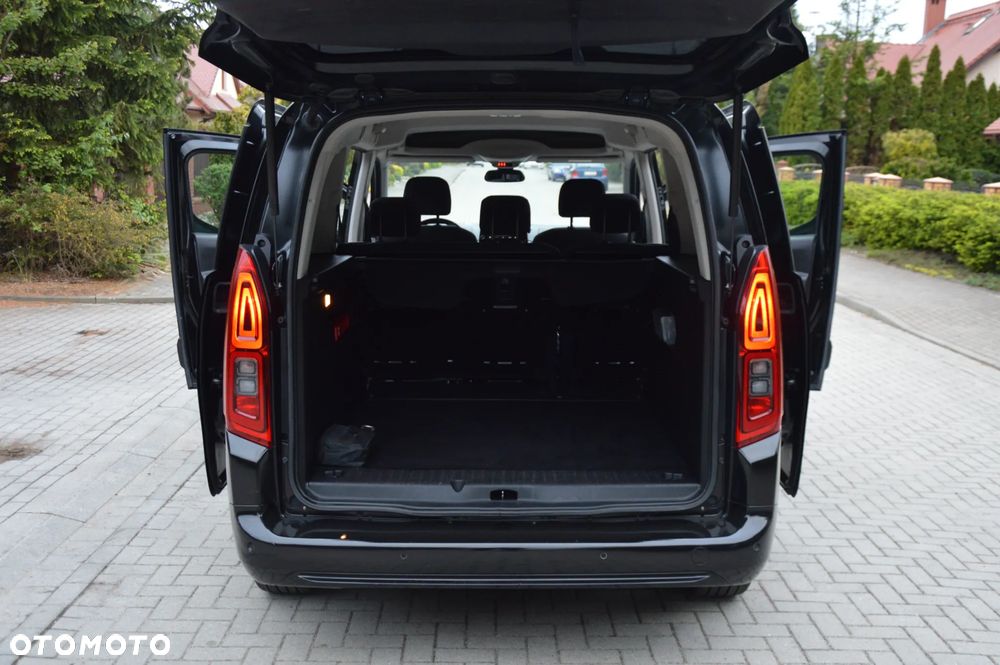 Opel Combo XL 1.2 Turbo Start/Stop Automatik Innovation - 16