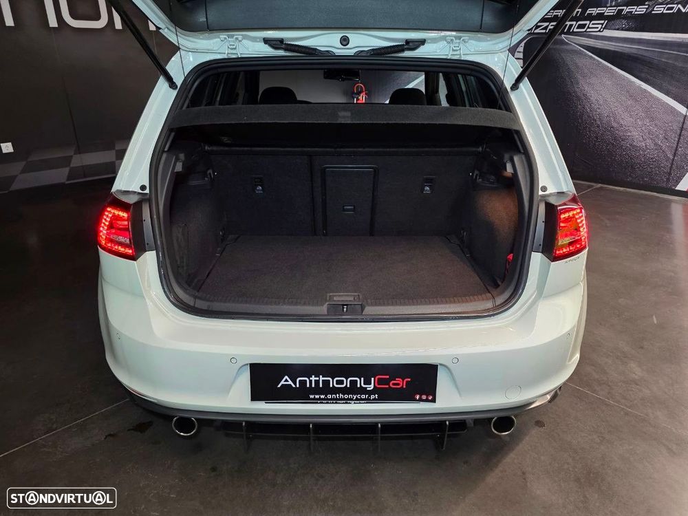 VW Golf 2.0 TSi GTi DSG Performance - 31