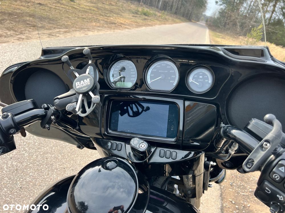 Harley-Davidson Touring Ultra Limited - 11