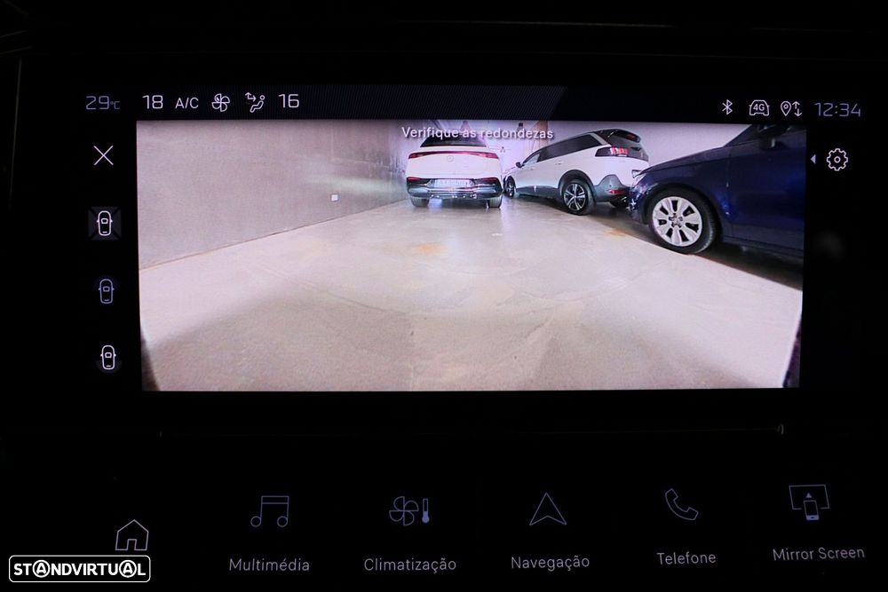 Peugeot 308 1.5 BlueHDi Allure Pack EAT8 — fotografia 26