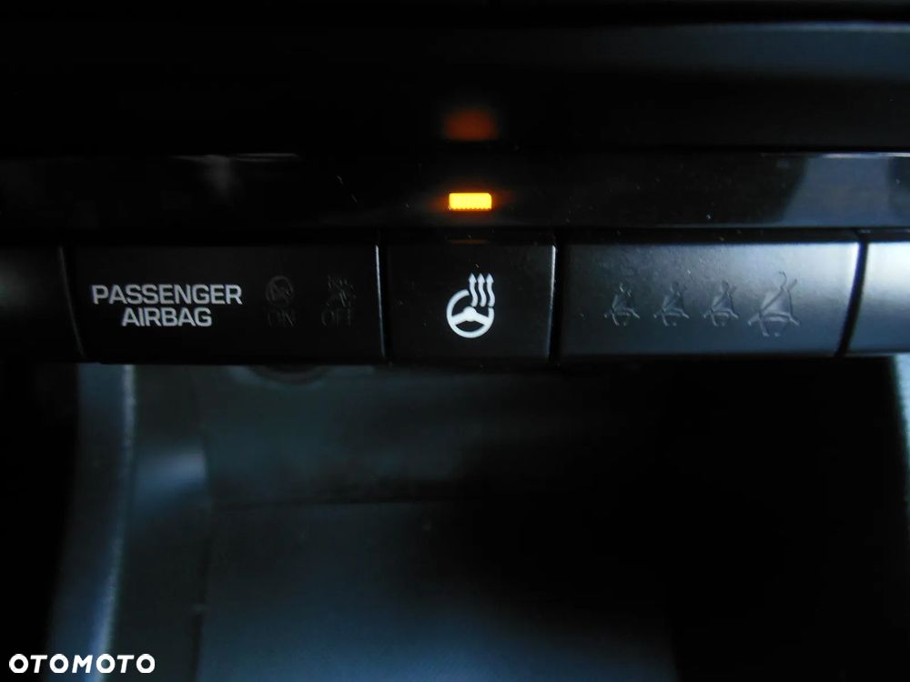 Hyundai i20 1.2 Intro Edition - 24