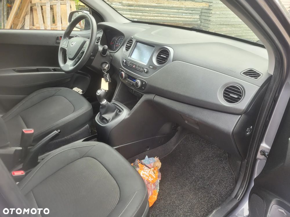 Hyundai i10 1.0 YES Gold - 19