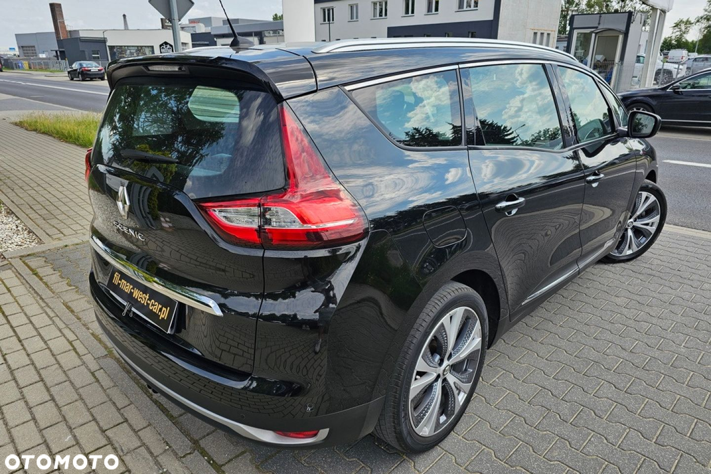 Renault Grand Scenic - 9