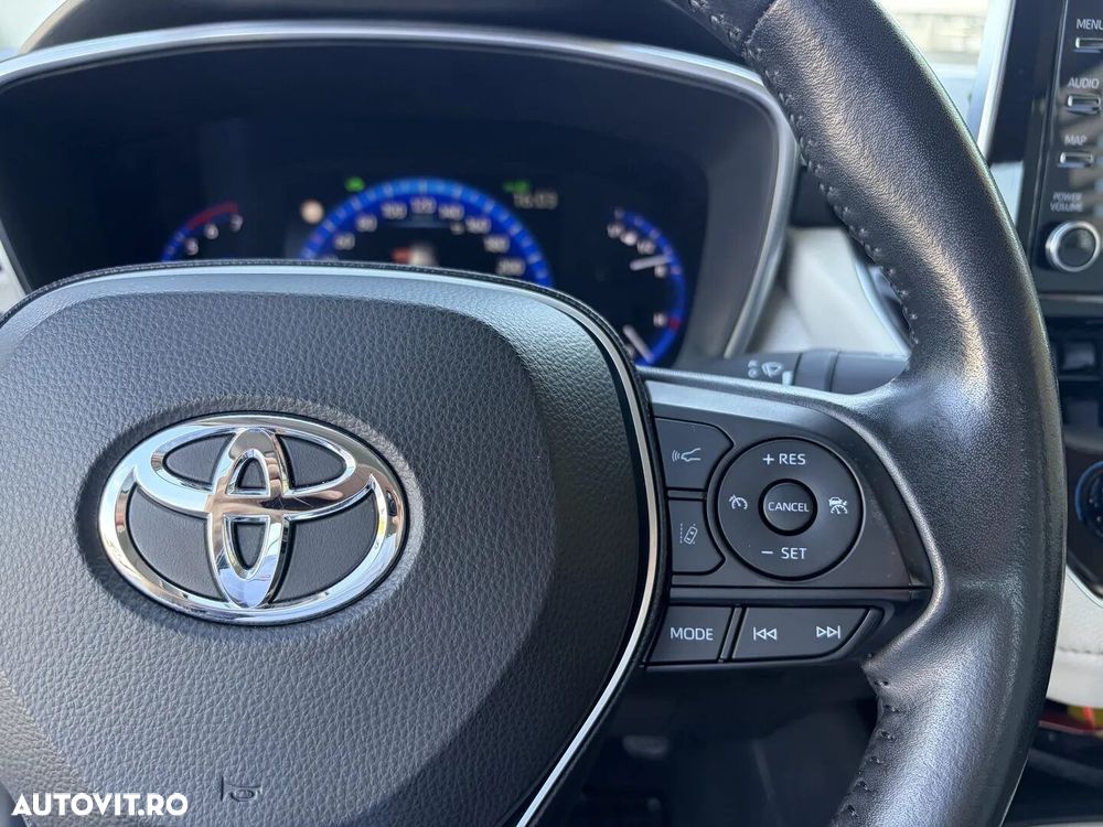 Toyota Corolla - 21