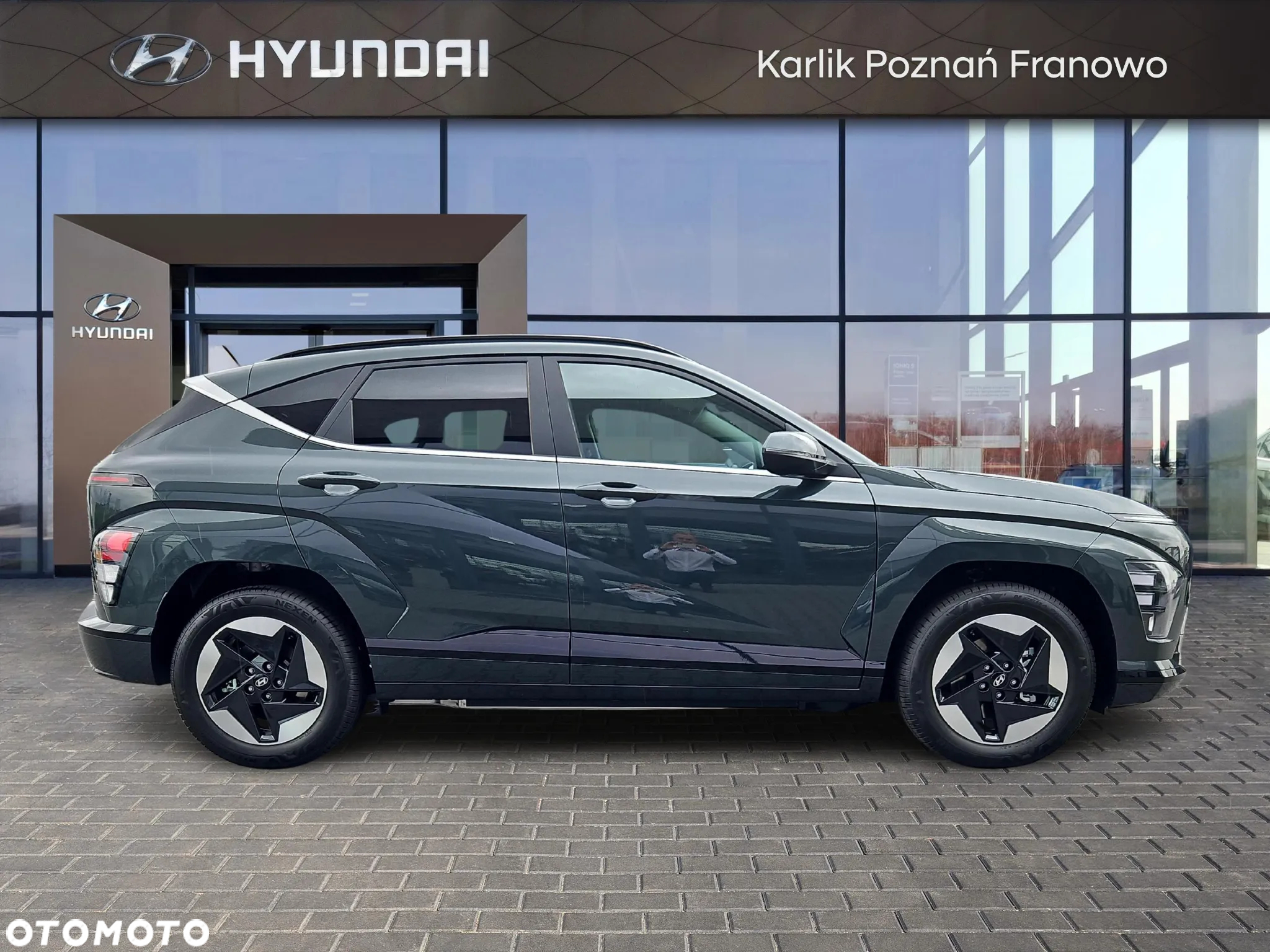 Hyundai Kona Electric 65kWh Executive - 6