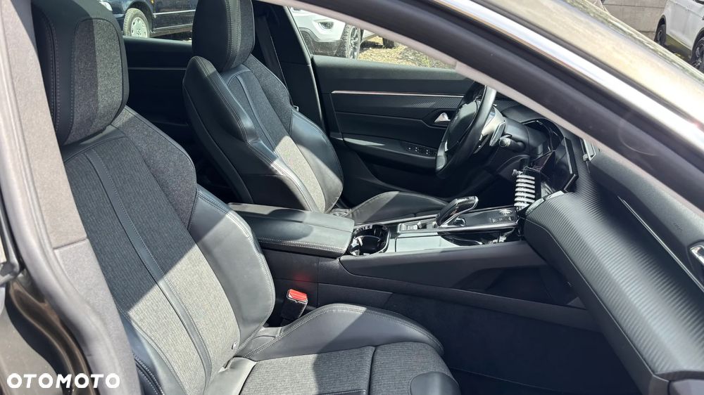 Peugeot 508 BlueHDi 180 EAT8 GT - 24