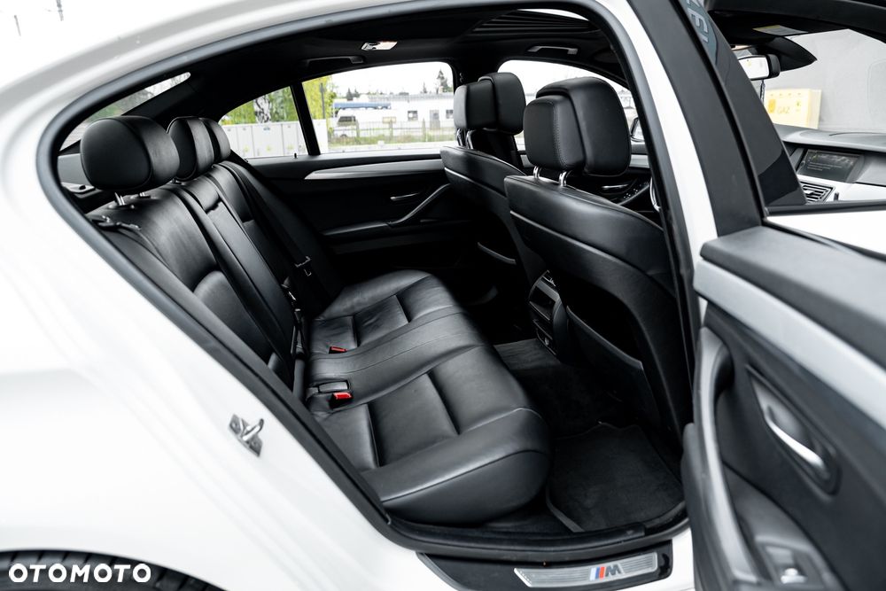 BMW Seria 5 535d xDrive Sport-Aut - 22