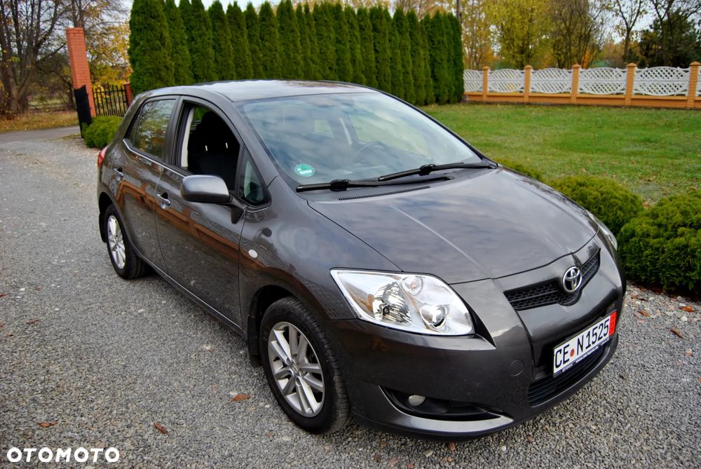 Toyota Auris 1.6 VVT-i Prestige - 4