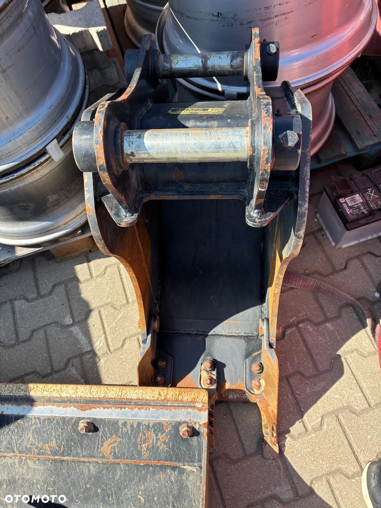 JCB 4CX PRO AEC POWERSLIDE - 18