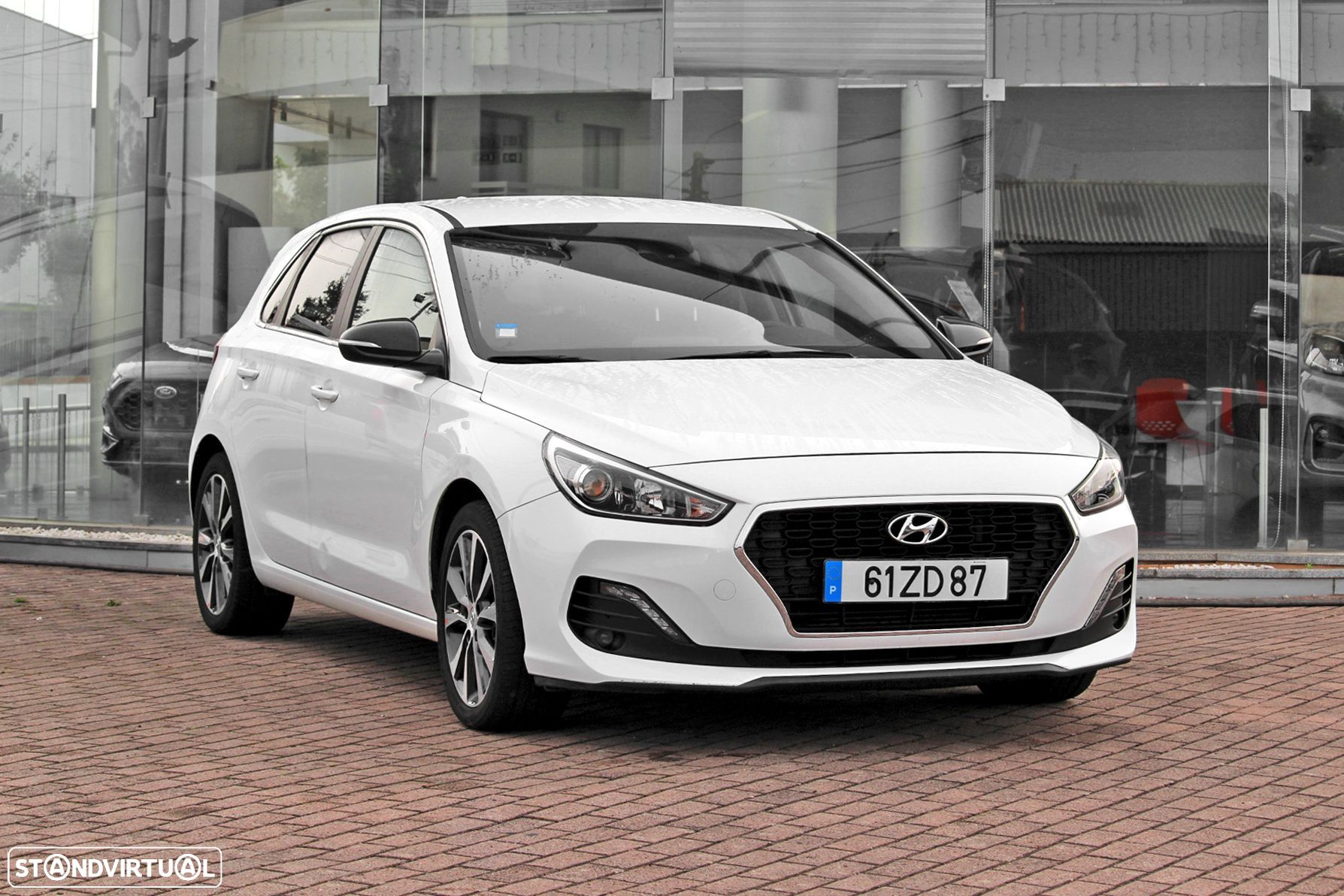 Hyundai i30 1.6 CRDI STyle Plus - 1
