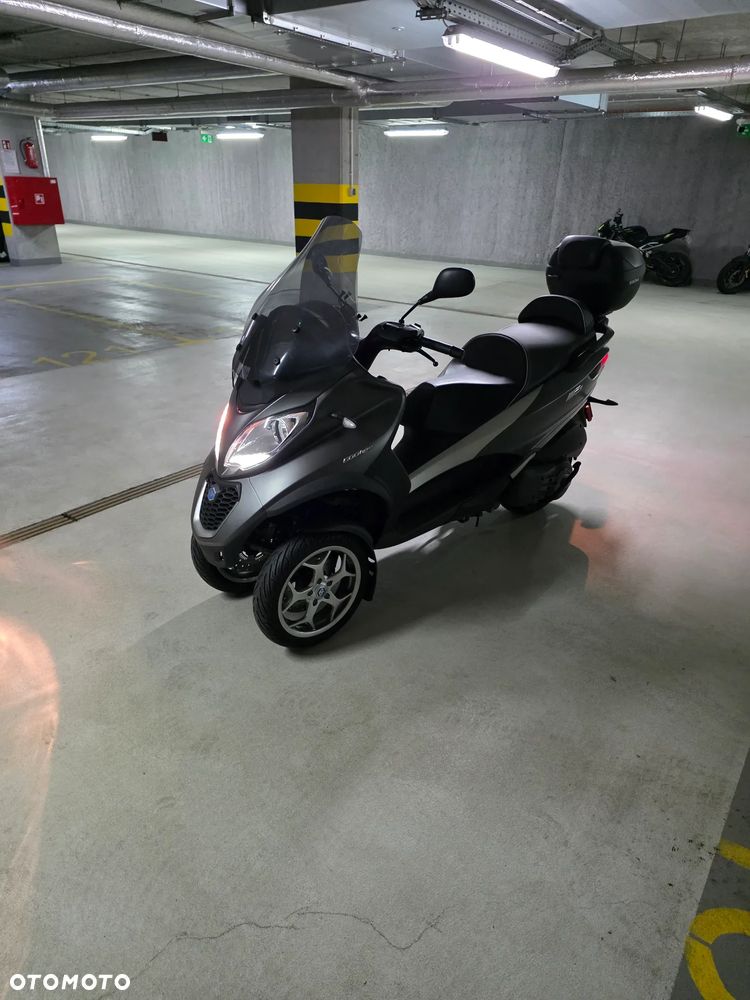 Piaggio MP-3 - 1