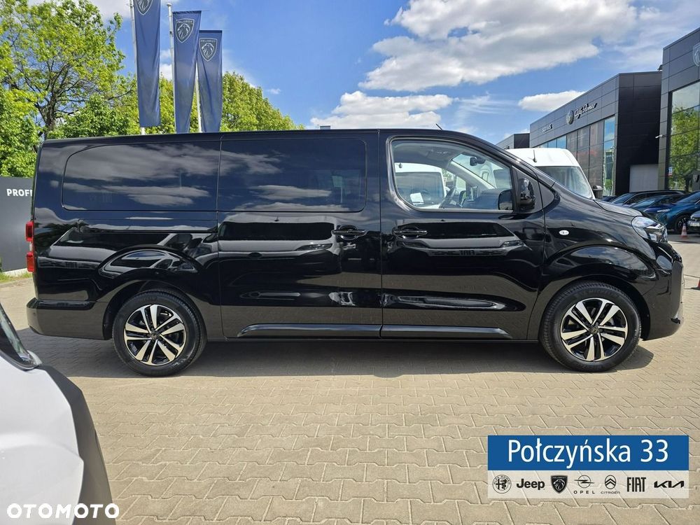 Peugeot Traveller - 8