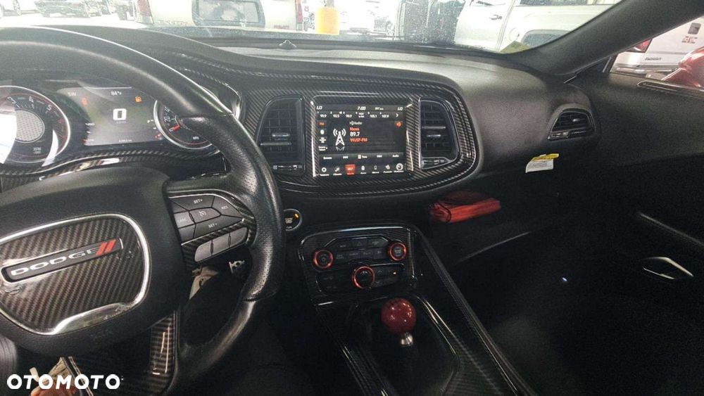 Dodge Challenger - 15