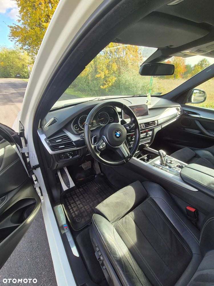 BMW X5 xDrive40d - 11