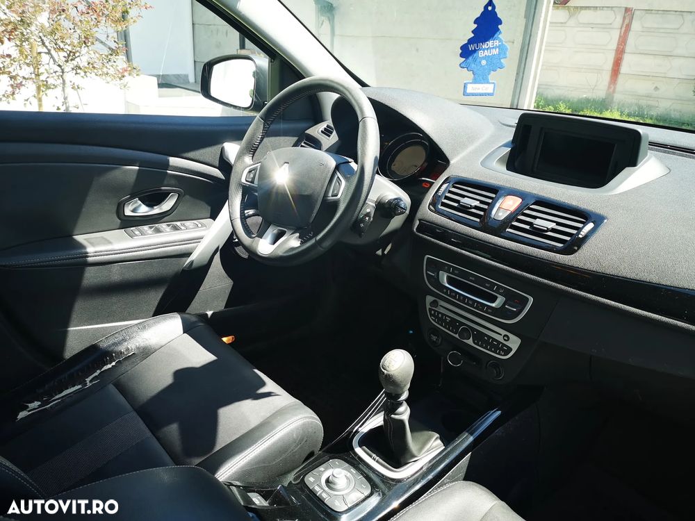 Renault Megane dCi 130 FAP BOSE Edition - 5