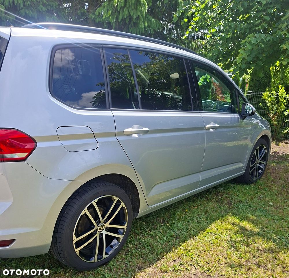 Volkswagen Touran 1.6 TDI SCR (BlueMotion Technology) Comfortline - 4