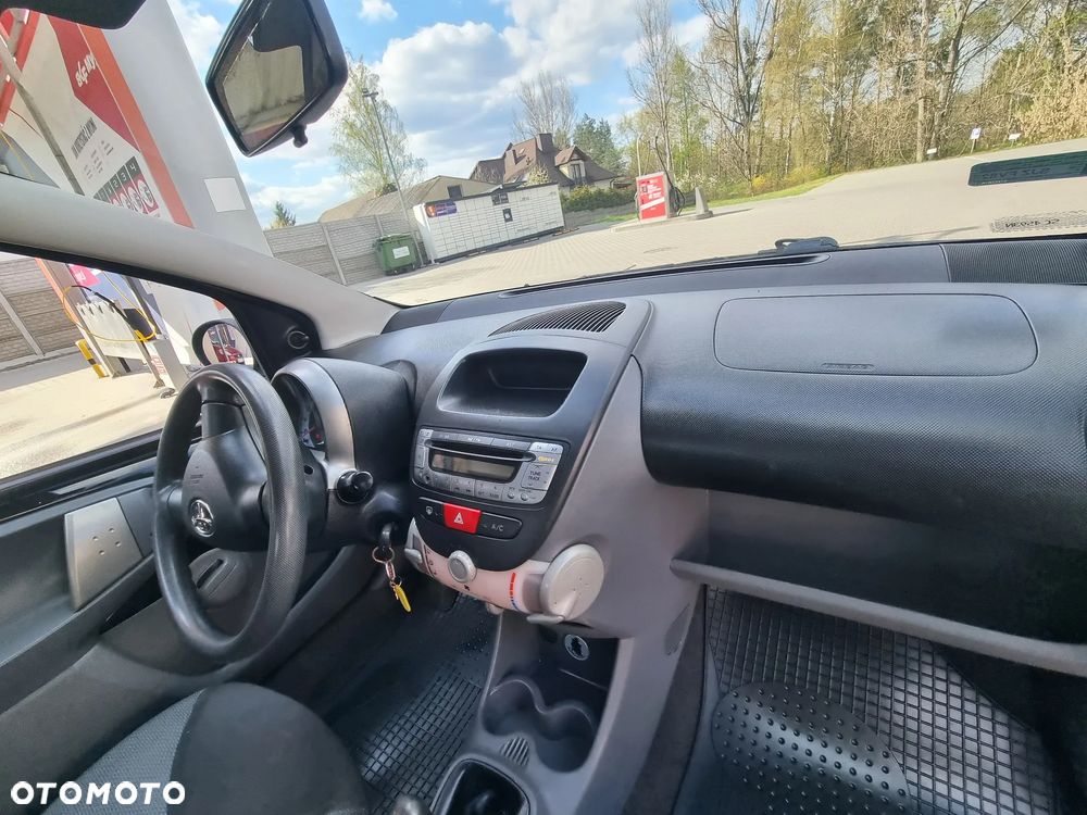 Toyota Aygo 1.0 VVT-i Black - 16