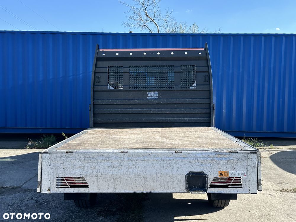 Ford Transit - 11