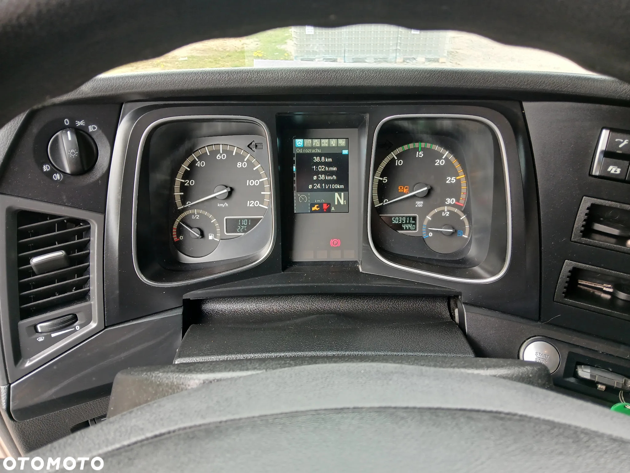 Mercedes-Benz Actros - 4