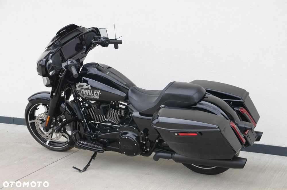 Harley-Davidson Touring Street Glide - 5