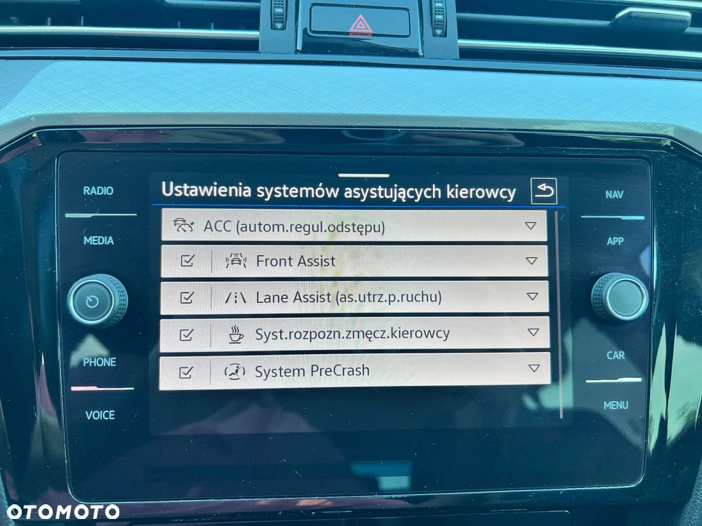 Volkswagen Passat Variant 1.5 TSI EVO Business DSG - 29