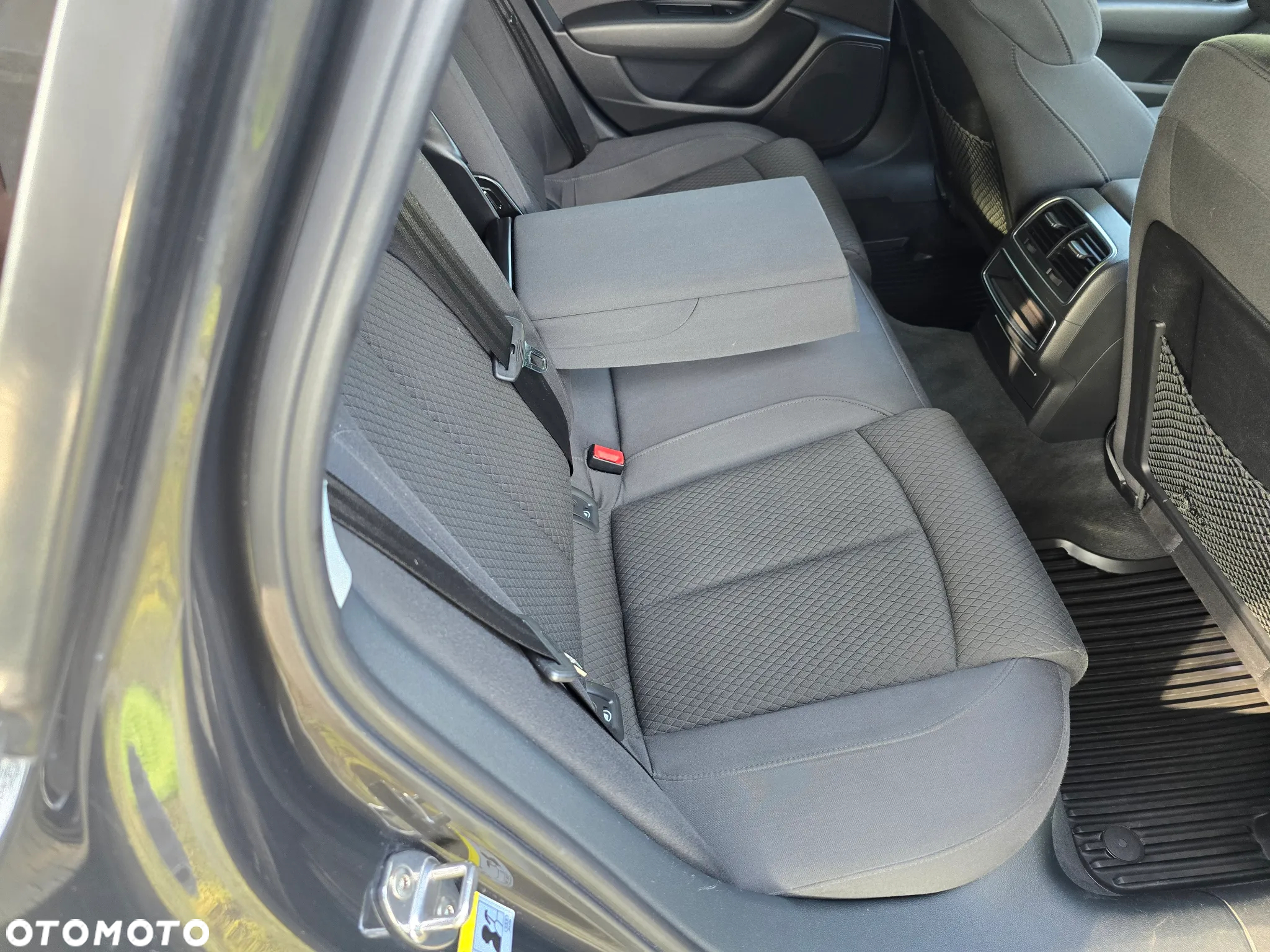 Audi A6 Avant 2.0 TDI DPF sport selection - 27