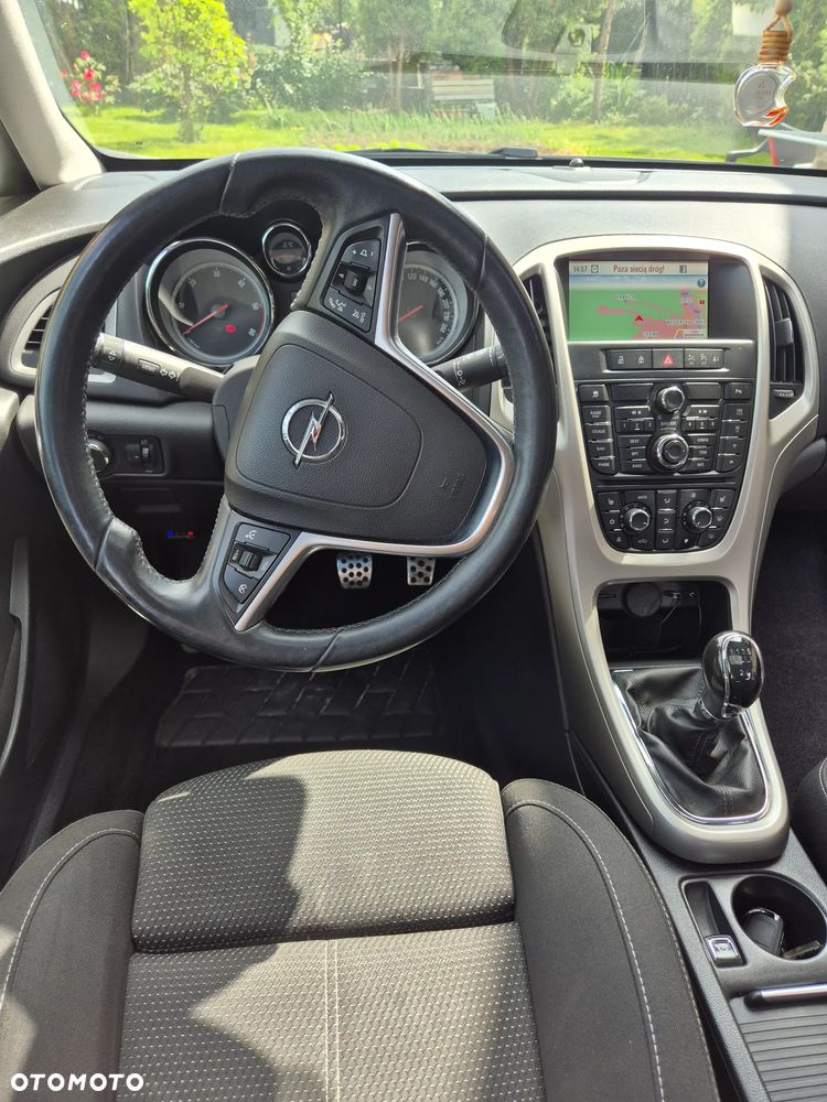 Opel Astra 2.0 CDTI DPF 150 Jahre - 3