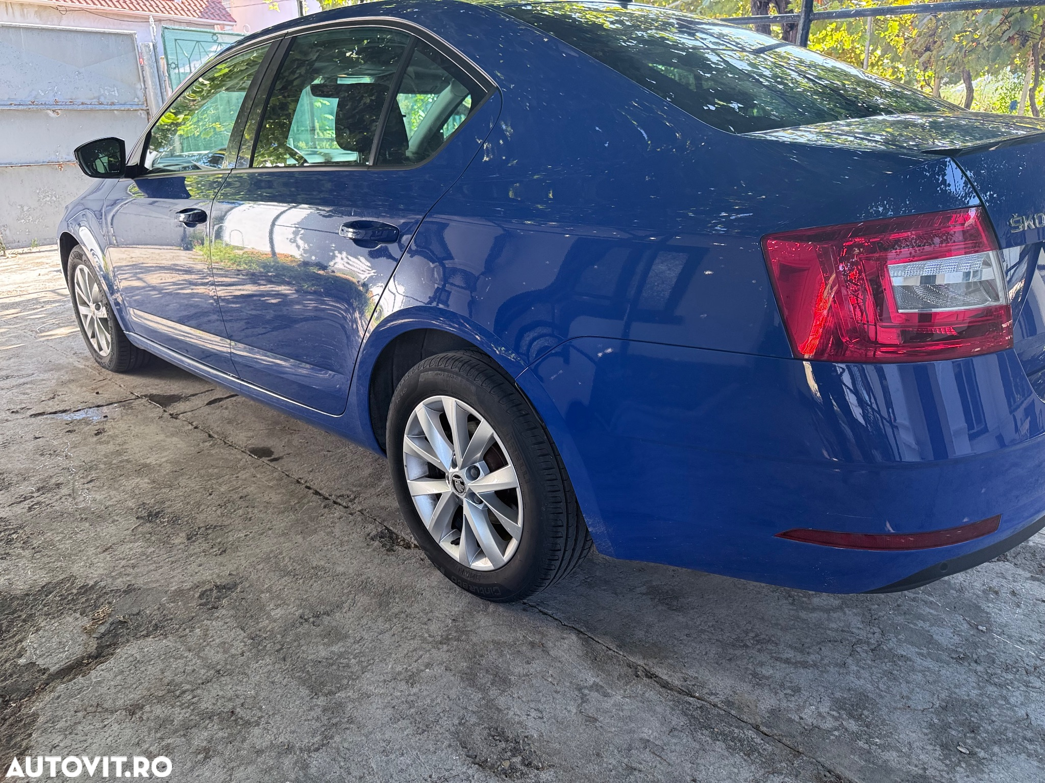 Skoda Octavia 2.0 TDI DSG 4X4 Style - 2