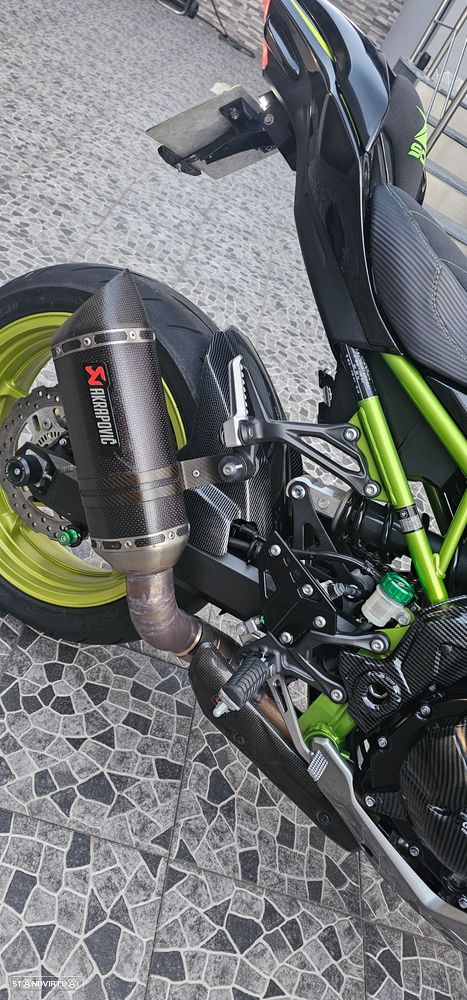 Kawasaki Z Z900 - 8