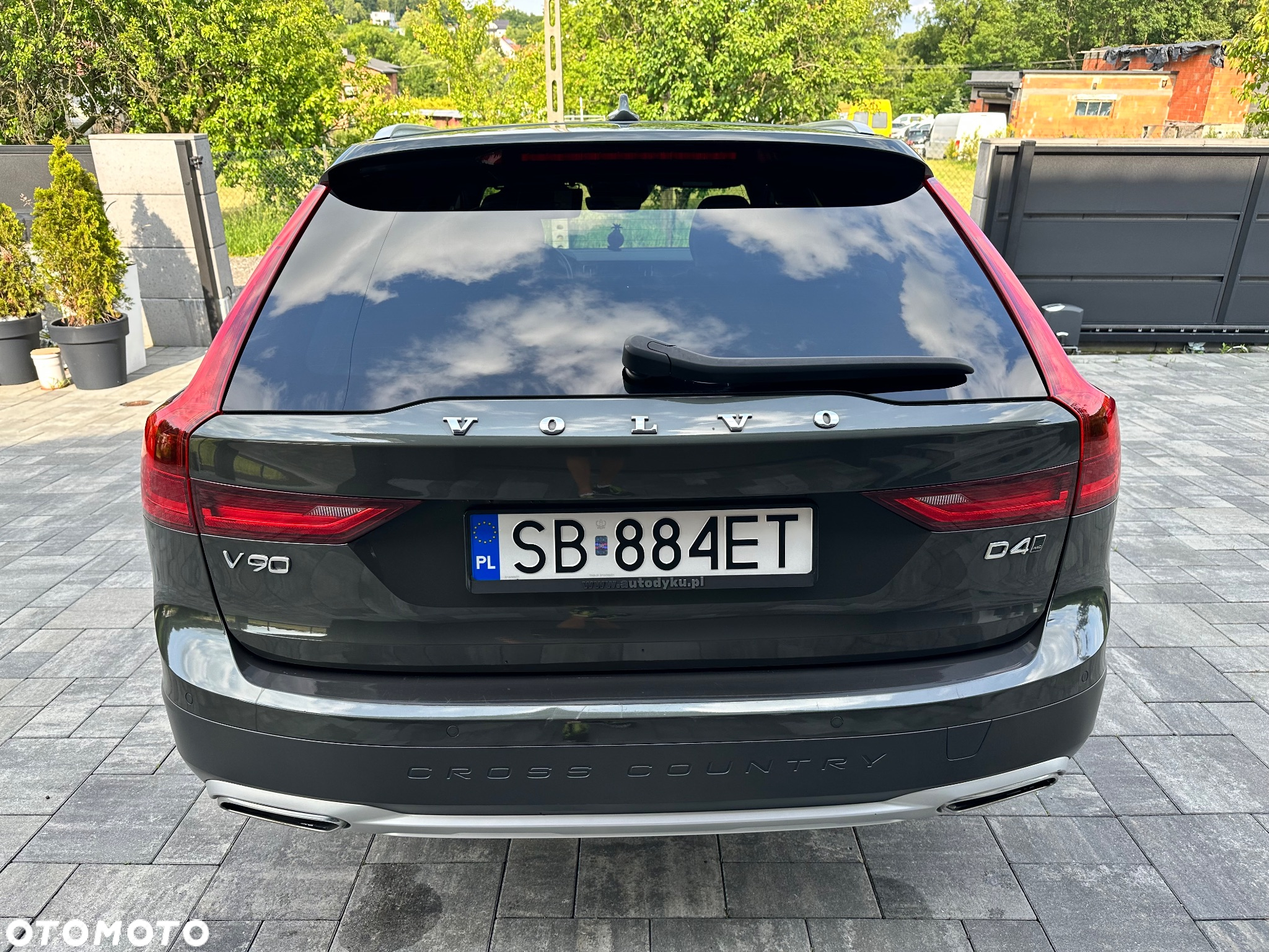 Volvo V90 Cross Country D4 AWD - 26