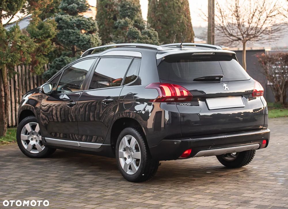 Peugeot 2008 PureTech 110 Stop&Start Allure - 9