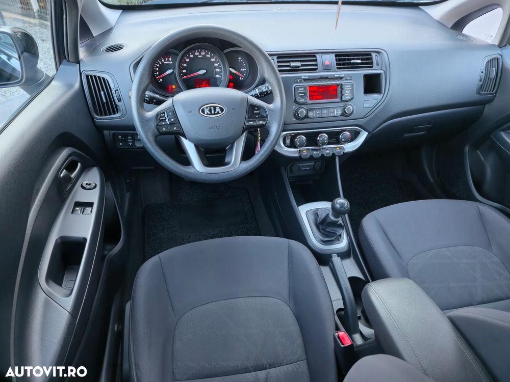 Kia Rio 1.4 EX Basis - 7