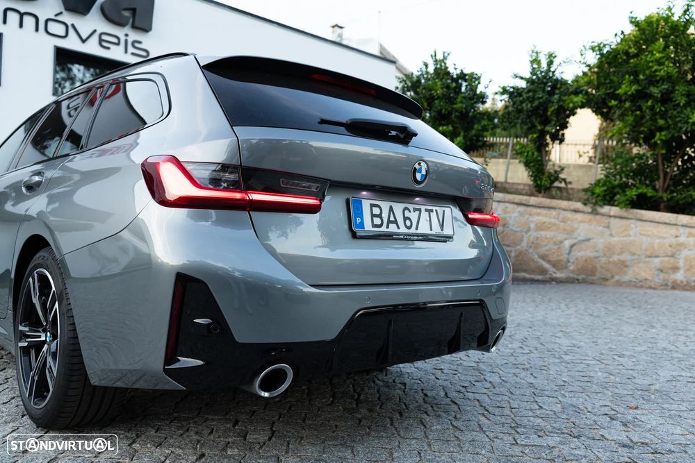BMW 320 d Pack Desportivo M Auto - 11