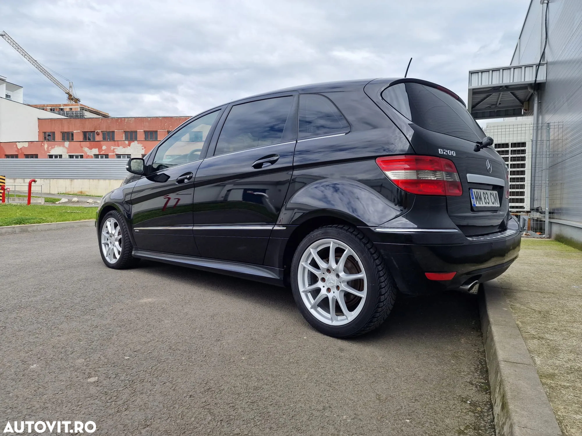 Mercedes-Benz B - 37