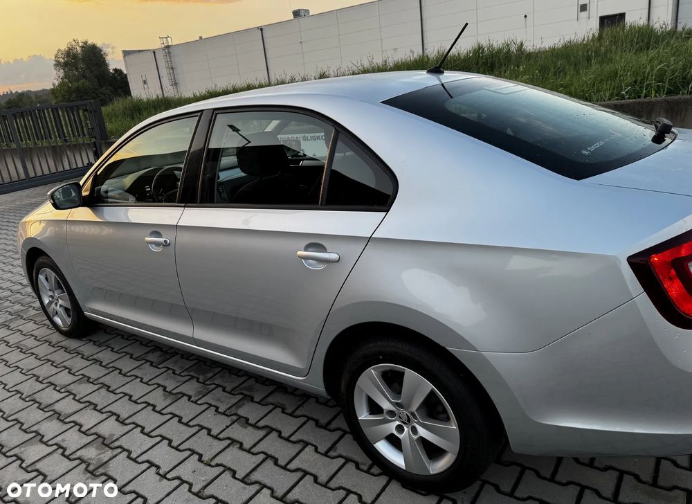 Skoda RAPID 1.0 TSI Ambition - 19