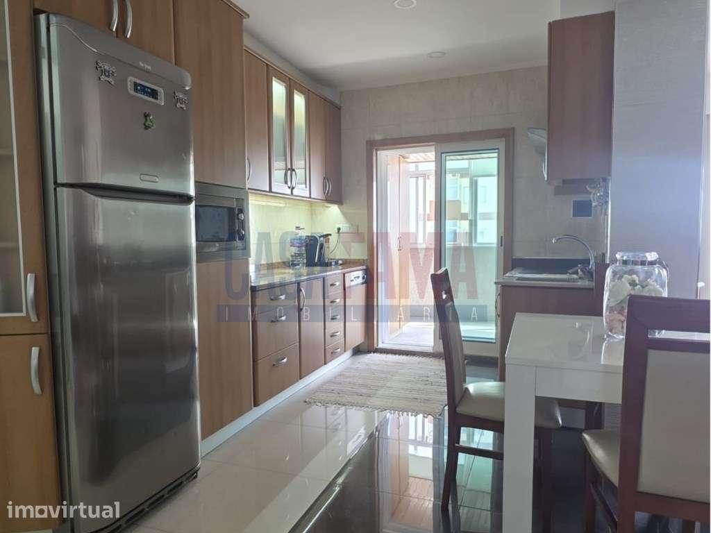 Apartamento T3+1 totalmente equipado no coração da Póvoa - a 100m d... - Grande imagem: 4/24