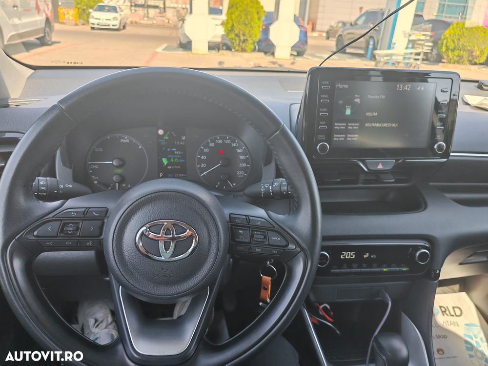 Toyota Yaris - 6