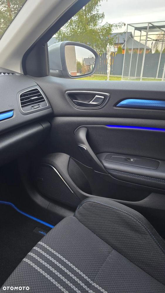 Renault Megane 1.6 dCi GT EDC - 4