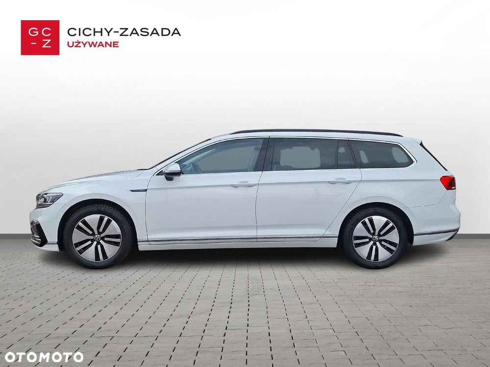 Volkswagen Passat Variant - 2