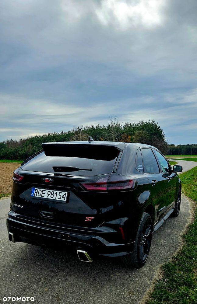 Ford Edge - 8