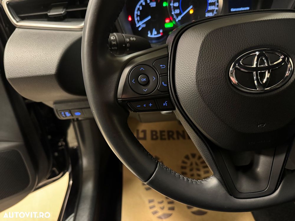 Toyota Corolla 1.8 Hybrid Comfort - 13