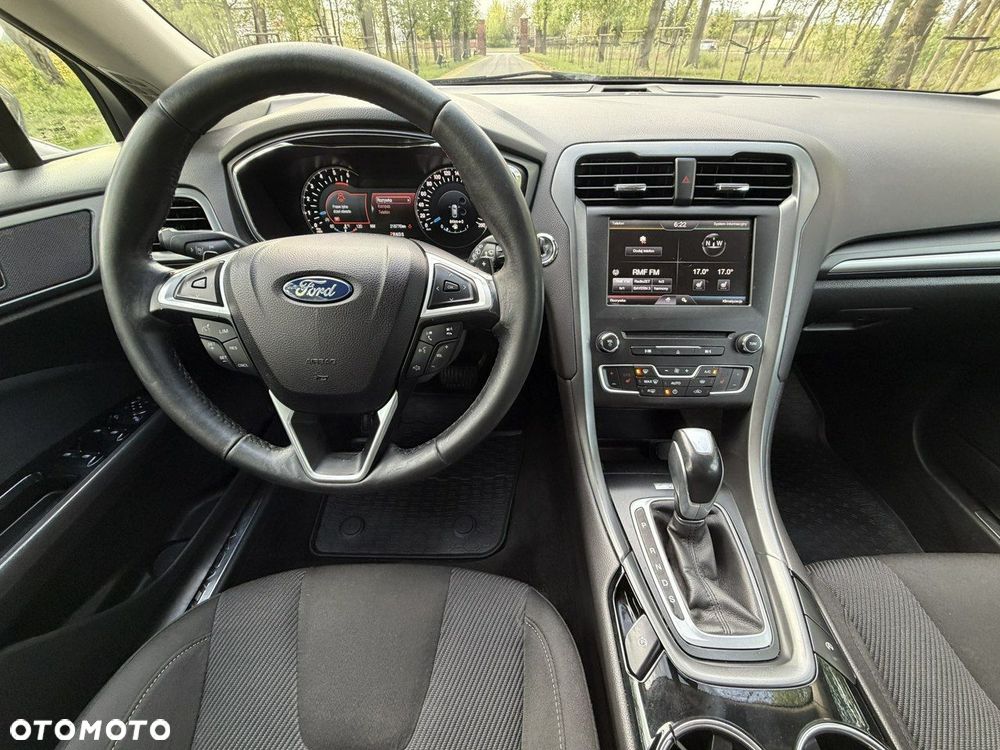 Ford Mondeo - 34