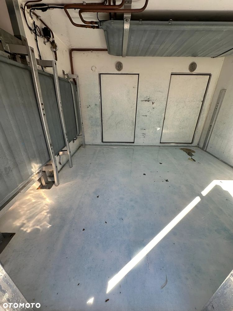 Mercedes-Benz Sprinter - 6