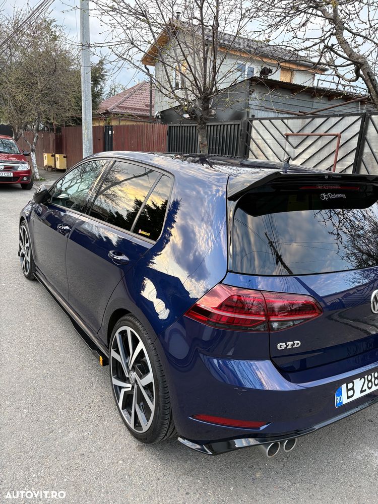 Volkswagen Golf 2.0 TDI DPF BMT DSG GTD - 16