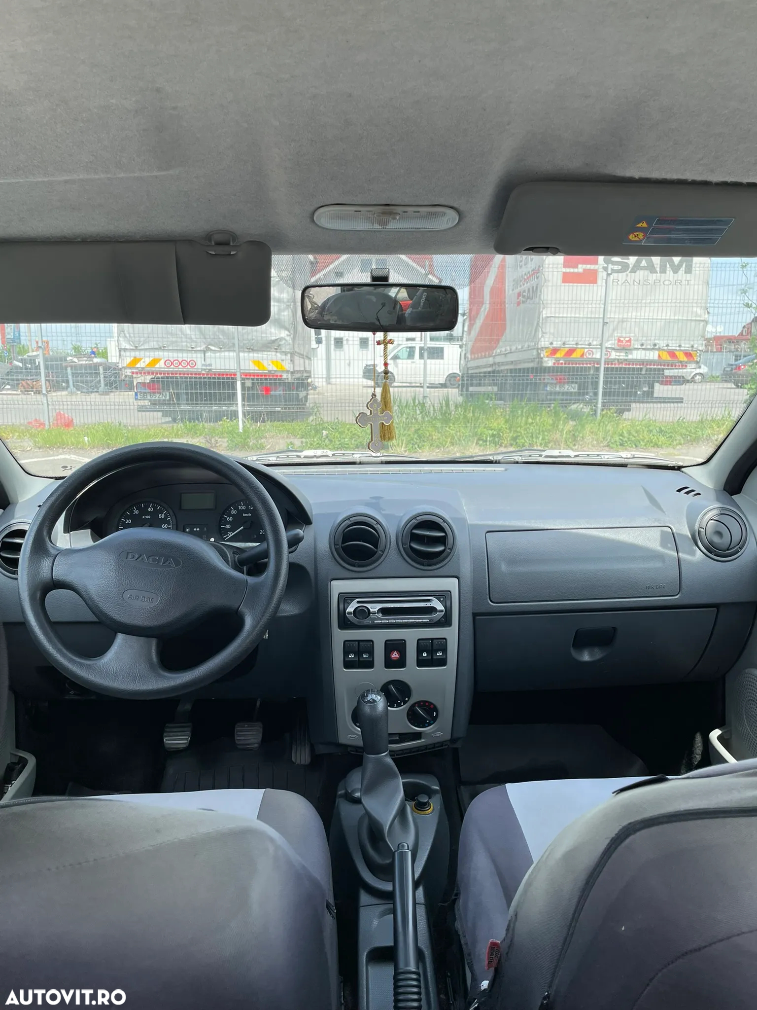 Dacia Logan - 4