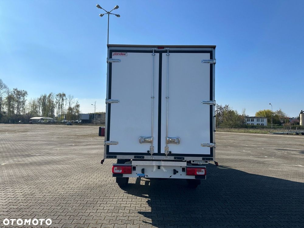 Volkswagen Crafter Podwozie z pojedynczą kabiną silnik: 2,0 l EURO VI SCR 163 KM / skrzynia biegów: Przedni napęd automatyczna 8-biegowa rozstaw osi: 4490 mm - 5