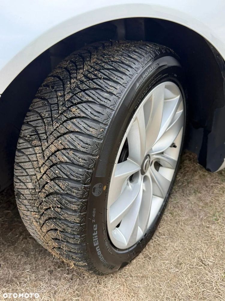 Opel Insignia 1.6 T Edition S&S - 9