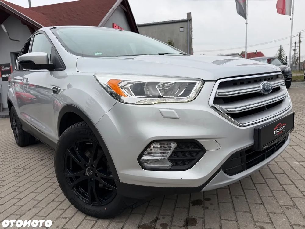 Ford Kuga 1.5 EcoBoost 2x4 Black & Silver - 6