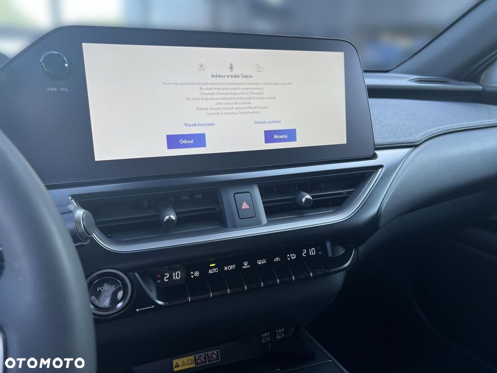 Lexus UX 300h F Sport Design - 18